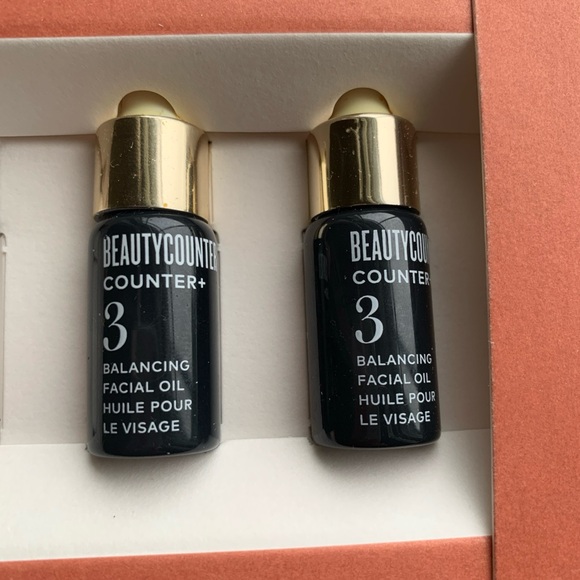 Beautycounter Counter+ Balancing Facial Oil -  Two 5 ml bottles - New in Box - Picture 1 of 2